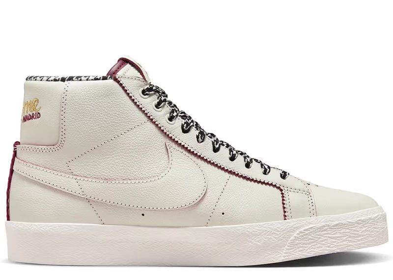 【NIKE】Nike Sb Zoom Blazer Mid Skate Shoe Nike SB Zoom Blazer Mid Premium Black & White Skate Shoes