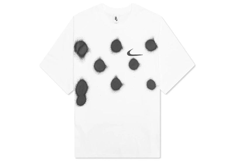 Black nike shirt with white dots hotsell