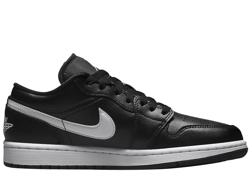 Black low top sales jordans