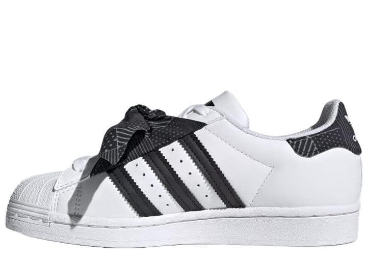 Adidas Superstar J 'Polka-Dot Scarf' – Court Order