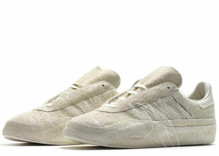 本LA‐３‐9 Y-3 Sneaker -Gendo Superstar Talc-Black