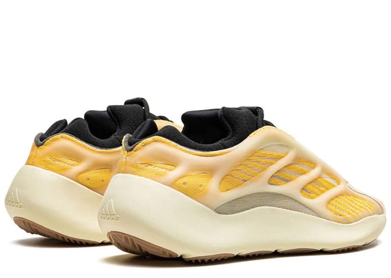 Adidas Yeezy 700 V3 Safflower – Court Order
