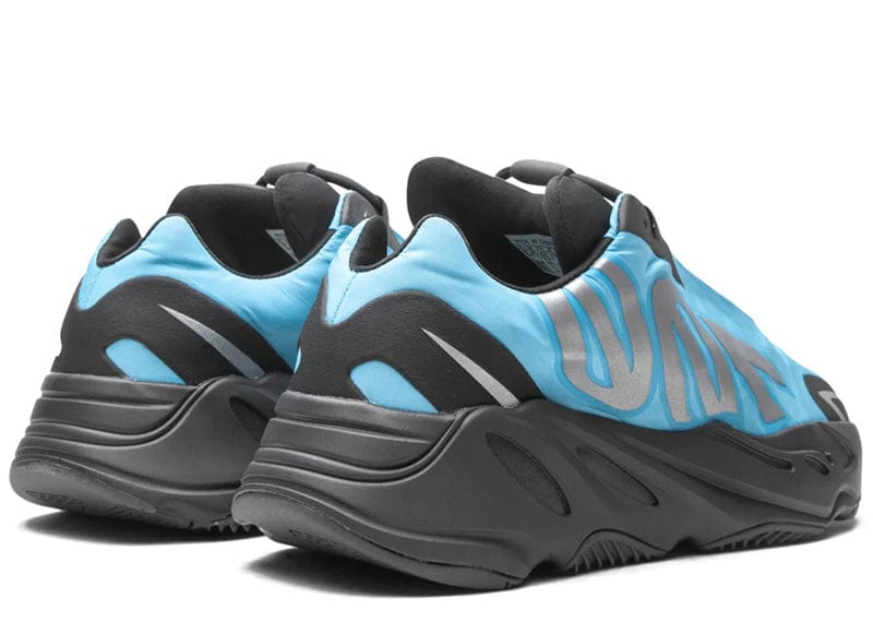 adidas Sneakers Adidas Yeezy Boost 700 MNVN Bright Cyan