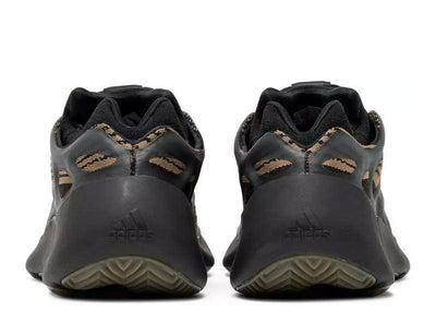 adidas Sneakers Yeezy 700 V3 Clay Brown