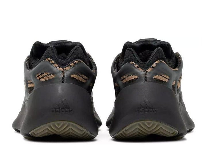 Yeezy 700 V3 Clay Brown – Court Order