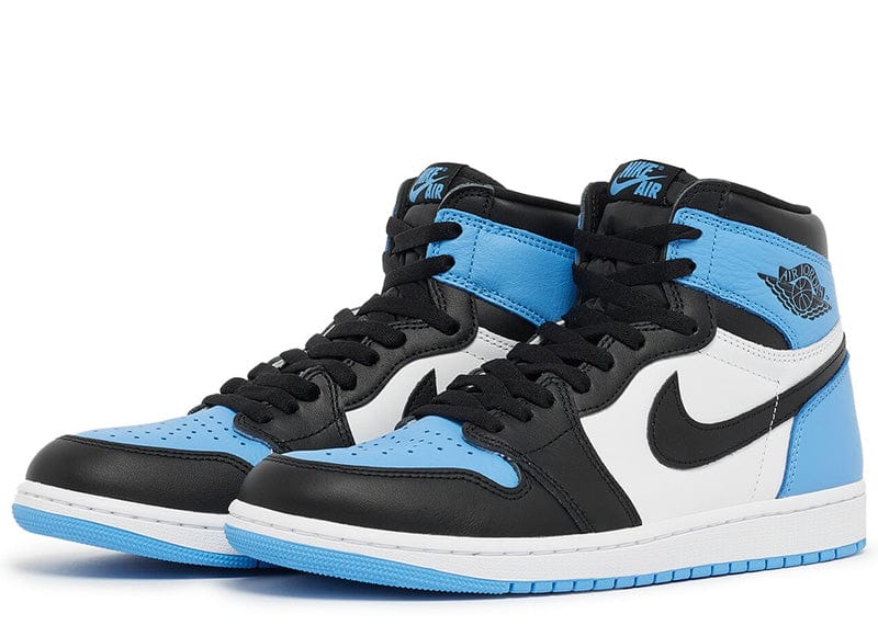 Jordan 1 Retro High OG 'UNC Toe' Black or UNC Blue laces…??? : r/Sneakers