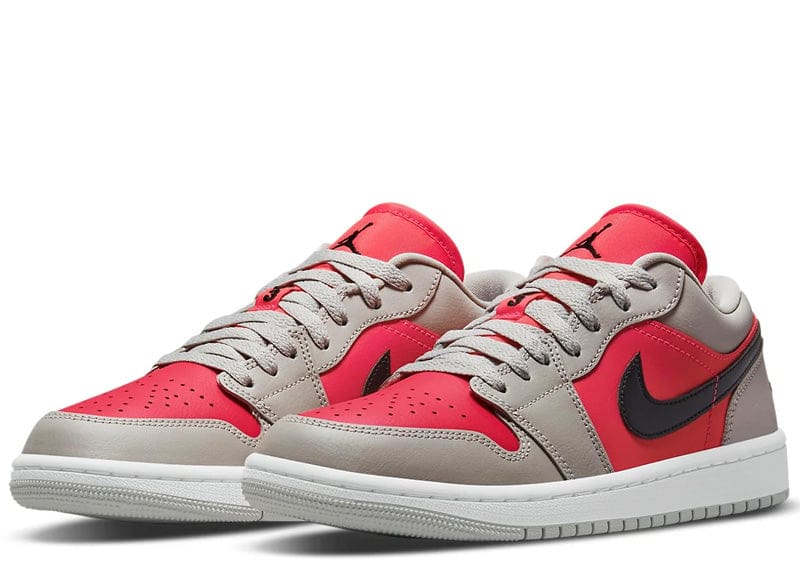 Jordan Sneakers Jordan 1 Retro Low Light Iron Ore Siren Red (W)