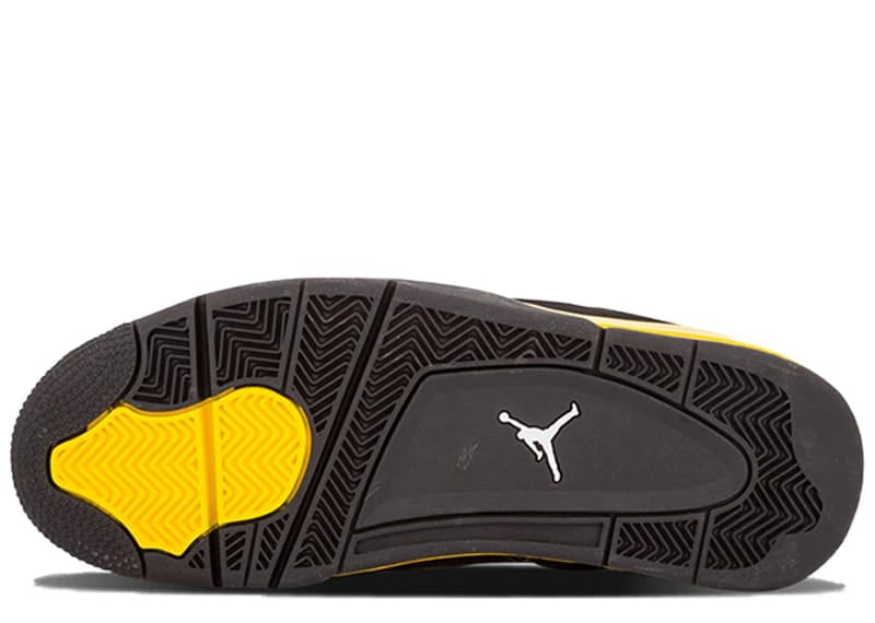 Jordan 4 Retro Thunder (2012) – Court Order
