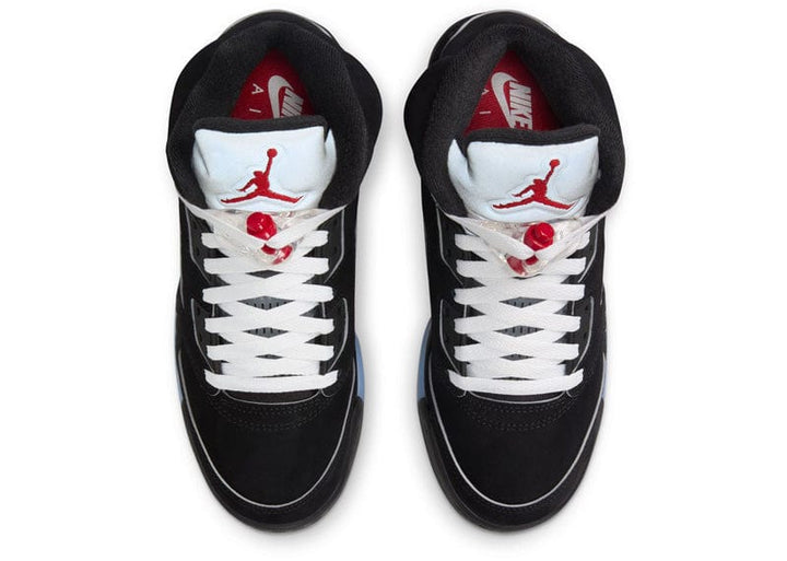 retro 5 black tongue