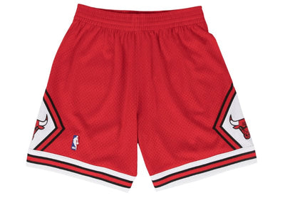 Mitchell & Ness Streetwear Mitchell & Ness NBA Chicago Bulls 1997-98 Swingman Road Shorts