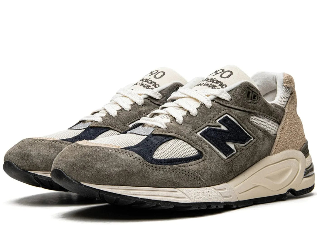 New Balance 990v2 MiUSA Grey Tan – Court Order
