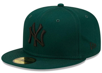 New Era Streetwear New York Yankees League Essentials Dark Green 59FIFTY Fitted Cap