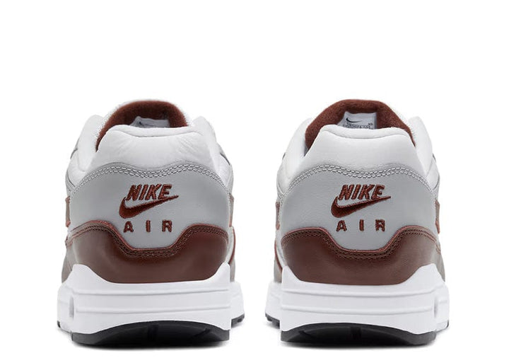 mystic dates air max