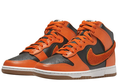 Nike Sneakers Nike Dunk High University Chenille Swoosh Safty Orange