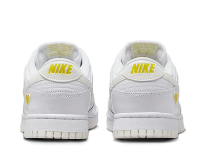 Nike Sneakers Nike Dunk Low Yellow Heart (W)