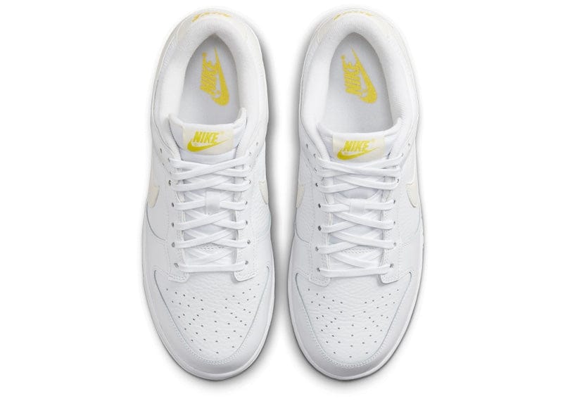 Nike Sneakers Nike Dunk Low Yellow Heart (W)