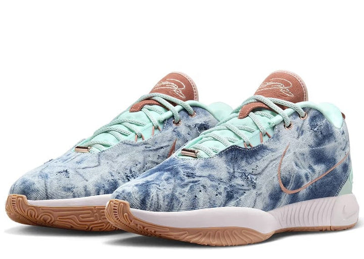 Nike LeBron 21 Aragonite – Court Order