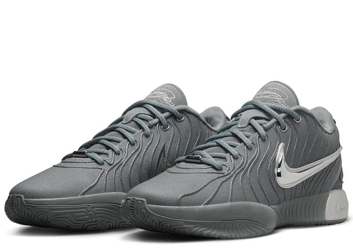 Nike LeBron 21 Resilient – Court Order