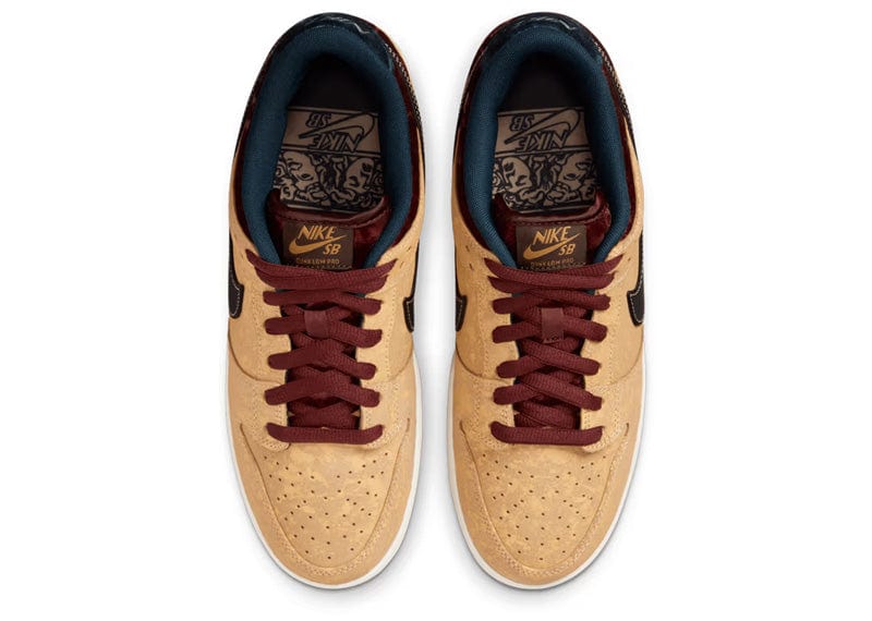 Nike SB Dunk Low City of Cinema – Court Order