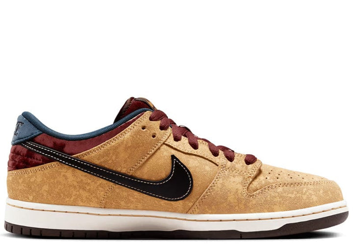 靴 Nike SB Dunk Low Pro City of Cinema Nike SB Dunk Low City of Cinema – Court Order