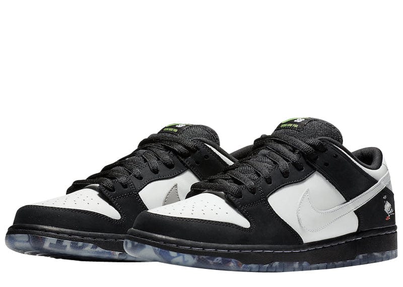 Sneakers Nike Staple Panda Nike SB Dunk Low Staple Panda Pigeon – Court Order