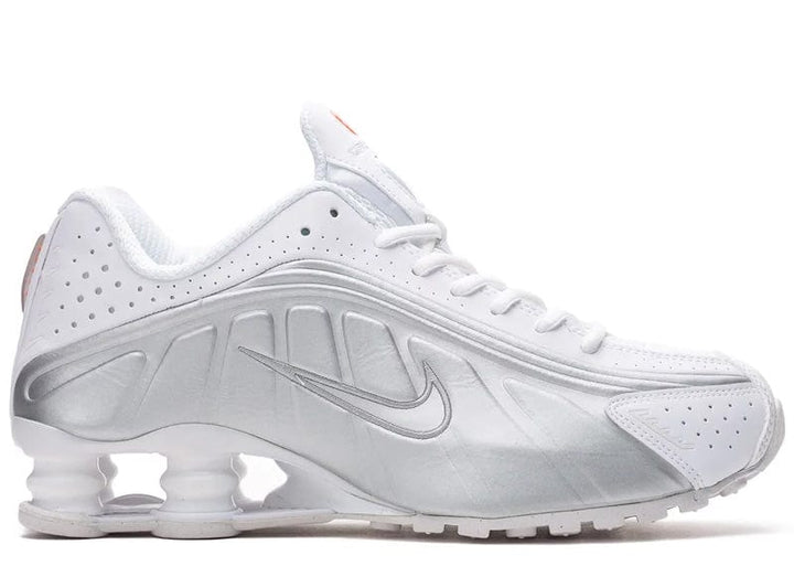 Nike Shox R4 10.5 ホワイト/シルバー nike-nike-shox-r4-white-
