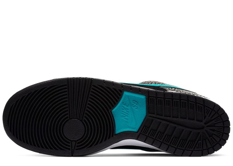 Nike Sneakers SB Dunk Low Atmos Elephant
