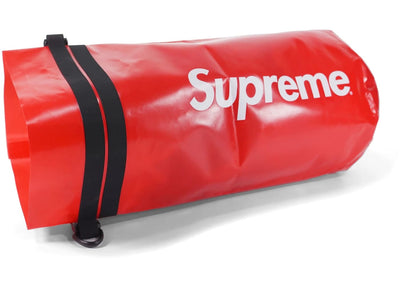 Supreme streetwear Supreme Sealline 5L Nimbus Dry Sack Red