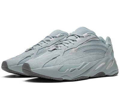 adidas Sneakers adidas Yeezy Boost 700 V2 Hospital Blue