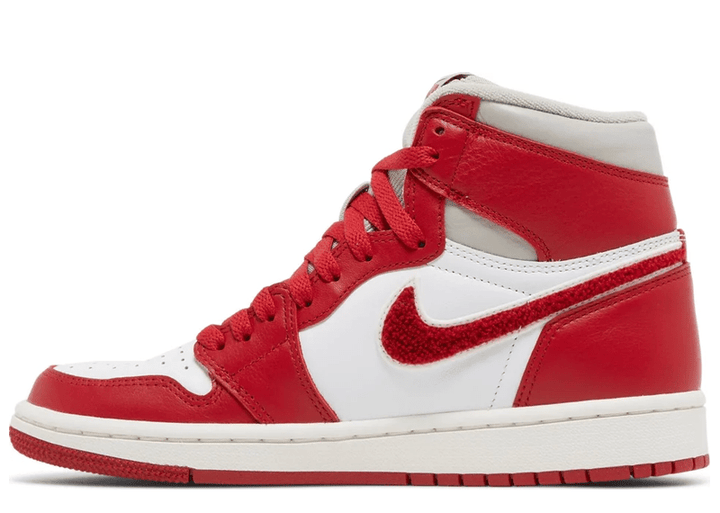 Jordan 1 Retro High OG Varsity Red W