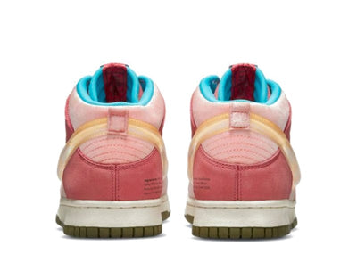 Nike sneakers Nike Dunk Mid Social Status Free Lunch Strawberry Milk