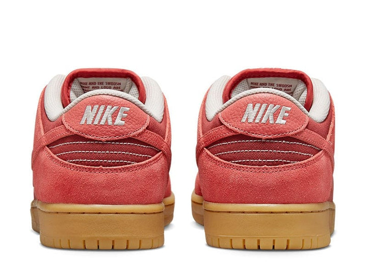 Nike SB Dunk Low Nike SB Dunk Low