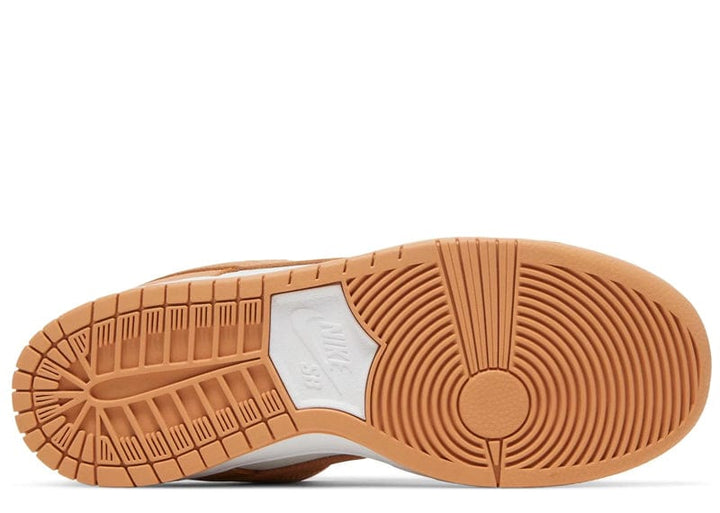 Let's try on the ISO Nike SB Dunk Low Pros in 